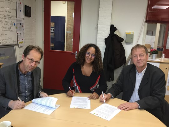 20191128 ondertekening IKC